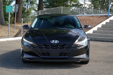 Photos of 2022 Hyundai Elantra SEL for sale in Tacoma, WA at South Tacoma Auto