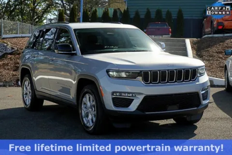 Silver 2023 Jeep Grand Cherokee Limited for sale in Tacoma, WA