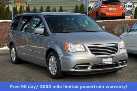 Silver 2014 Chrysler Town & Country Touring for sale in Tacoma, WA