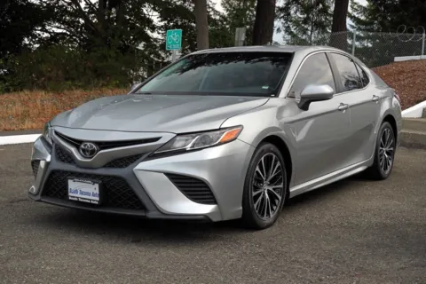 More photos of 2019 Toyota Camry SE at South Tacoma Auto, WA