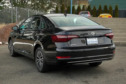 More photos of 2021 Volkswagen Jetta 1.4T SE at South Tacoma Auto, WA