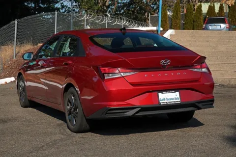 More photos of 2023 Hyundai Elantra SEL at South Tacoma Auto, WA