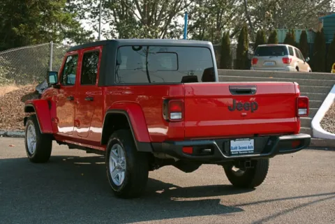 More photos of 2023 Jeep Gladiator Sport at South Tacoma Auto, WA