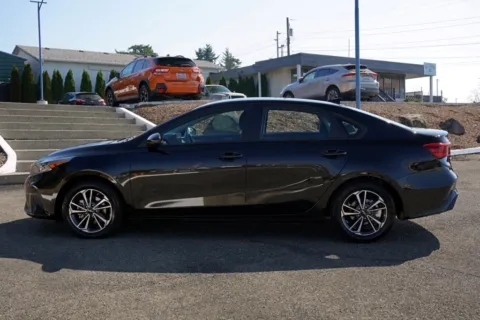 More photos of 2023 Kia Forte LXS at South Tacoma Auto, WA