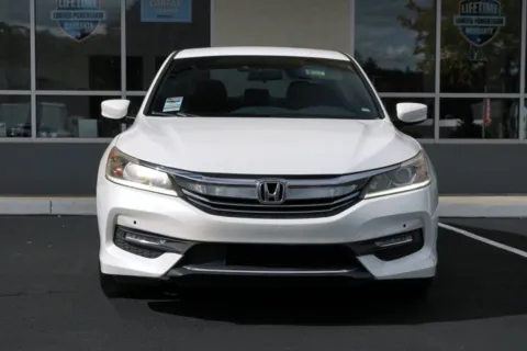Photos of 2017 Honda Accord Sport for sale in Tacoma, WA at South Tacoma Auto