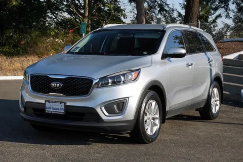 Another view of 2017 Kia Sorento LX for sale in Tacoma, WA at South Tacoma Auto