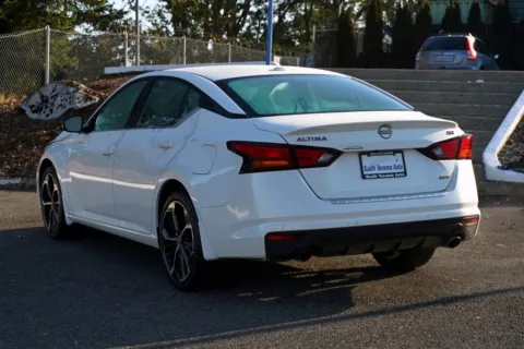 More photos of 2023 Nissan Altima 2.5 SR at South Tacoma Auto, WA