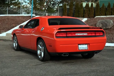 More photos of 2009 Dodge Challenger R/T at South Tacoma Auto, WA