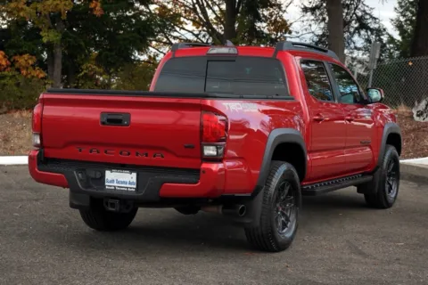 More photos of 2019 Toyota Tacoma TRD Off-Road at South Tacoma Auto, WA