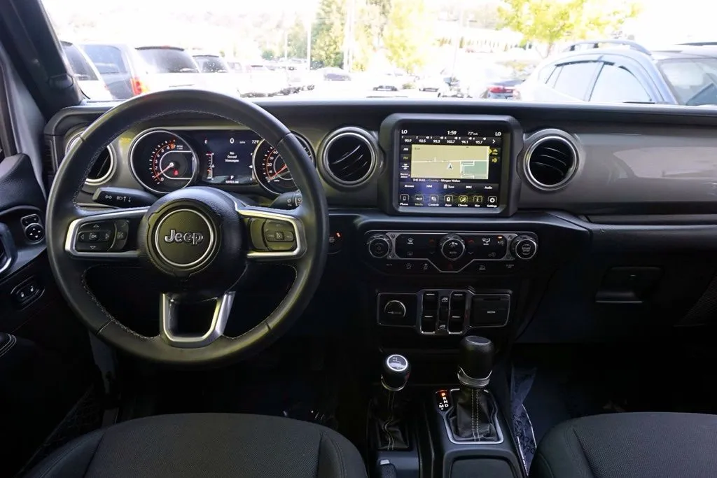 2023 Jeep Gladiator Overland - Photo 13