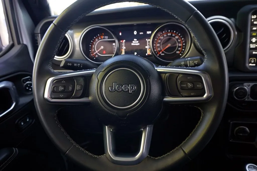 2023 Jeep Gladiator Overland - Photo 17
