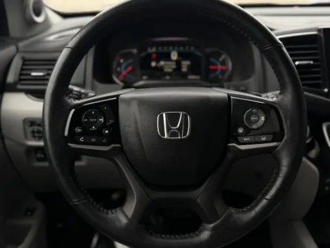 Photos of 2021 Honda Pilot Elite for sale in Orem, UT at AutoMatch