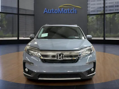 Photos of 2022 Honda Pilot Touring w/Rear Captain's Chairs for sale in Orem, UT at AutoMatch