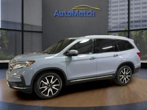 More photos of 2022 Honda Pilot Touring w/Rear Captain's Chairs at AutoMatch, UT