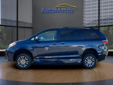 More photos of 2019 Toyota Sienna XLE 8-Passenger at AutoMatch, UT