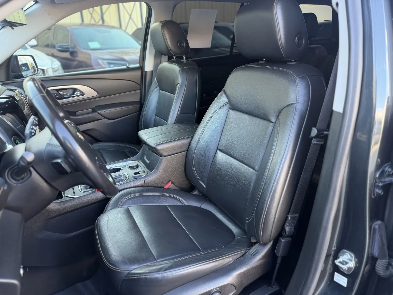 Photos of 2019 Chevrolet Traverse LT Leather for sale in Orem, UT at AutoMatch