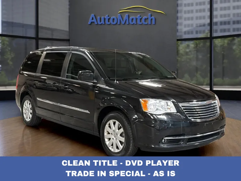 2015 Chrysler Town & Country Touring's photo