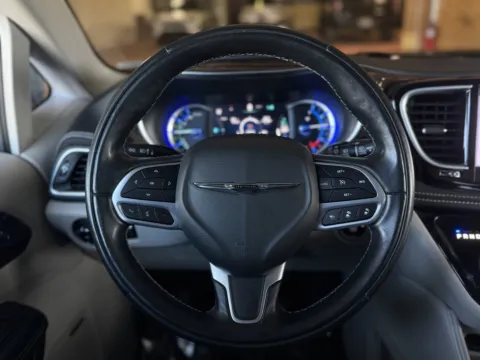 Photos of 2022 Chrysler Pacifica Hybrid Limited for sale in Orem, UT at AutoMatch