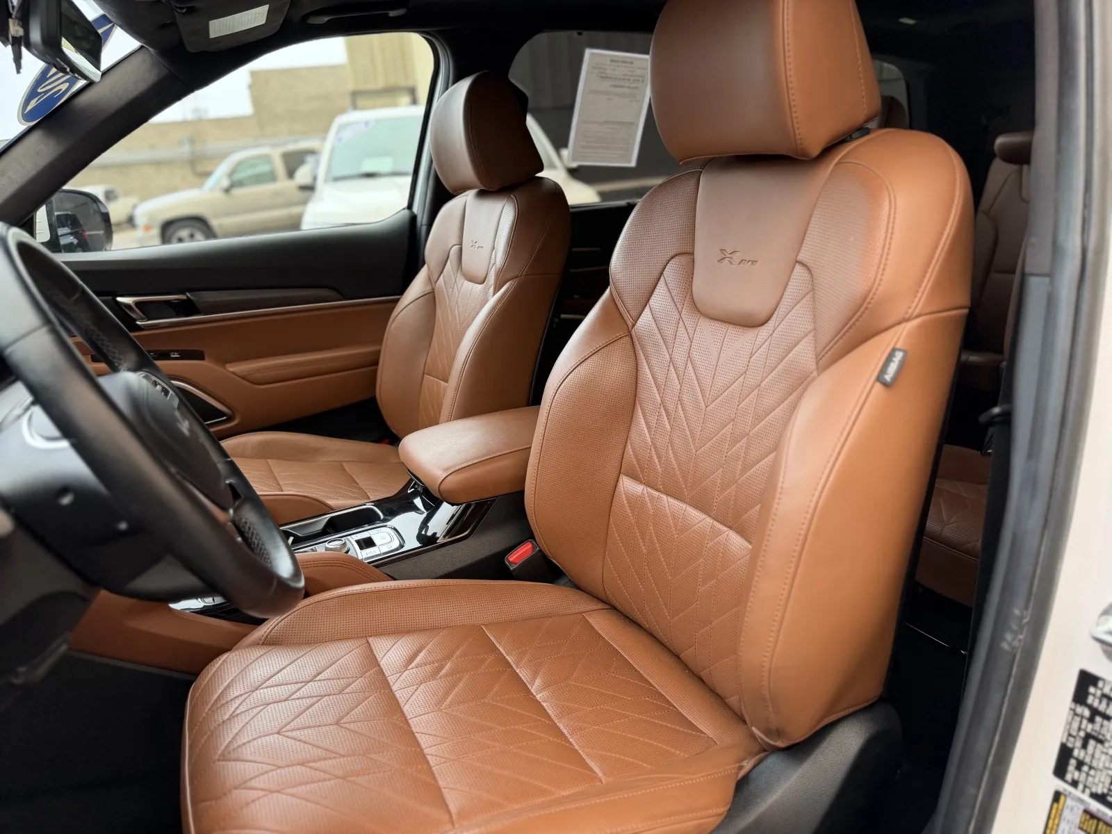 More photos of 2024 Kia Telluride SX-Prestige X-Pro at AutoMatch, UT