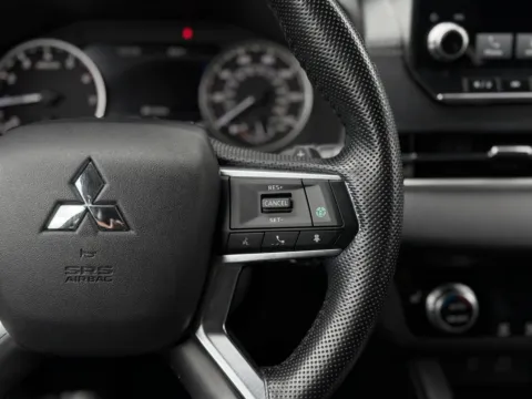 More photos of 2022 Mitsubishi Outlander SE at AutoMatch, UT