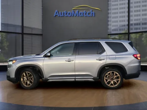 More photos of 2024 Honda Pilot Elite at AutoMatch, UT