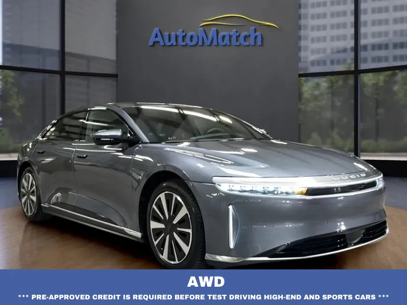 2023 Lucid Air Pure's photo
