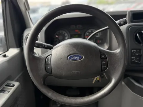 Photos of 2009 Ford Econoline Wagon for sale in Orem, UT at AutoMatch