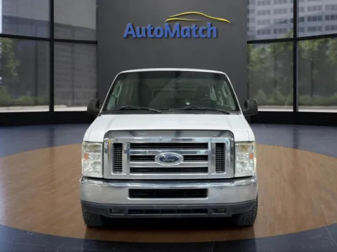 Photos of 2009 Ford Econoline Wagon E-350 SD XLT for sale in Orem, UT at AutoMatch