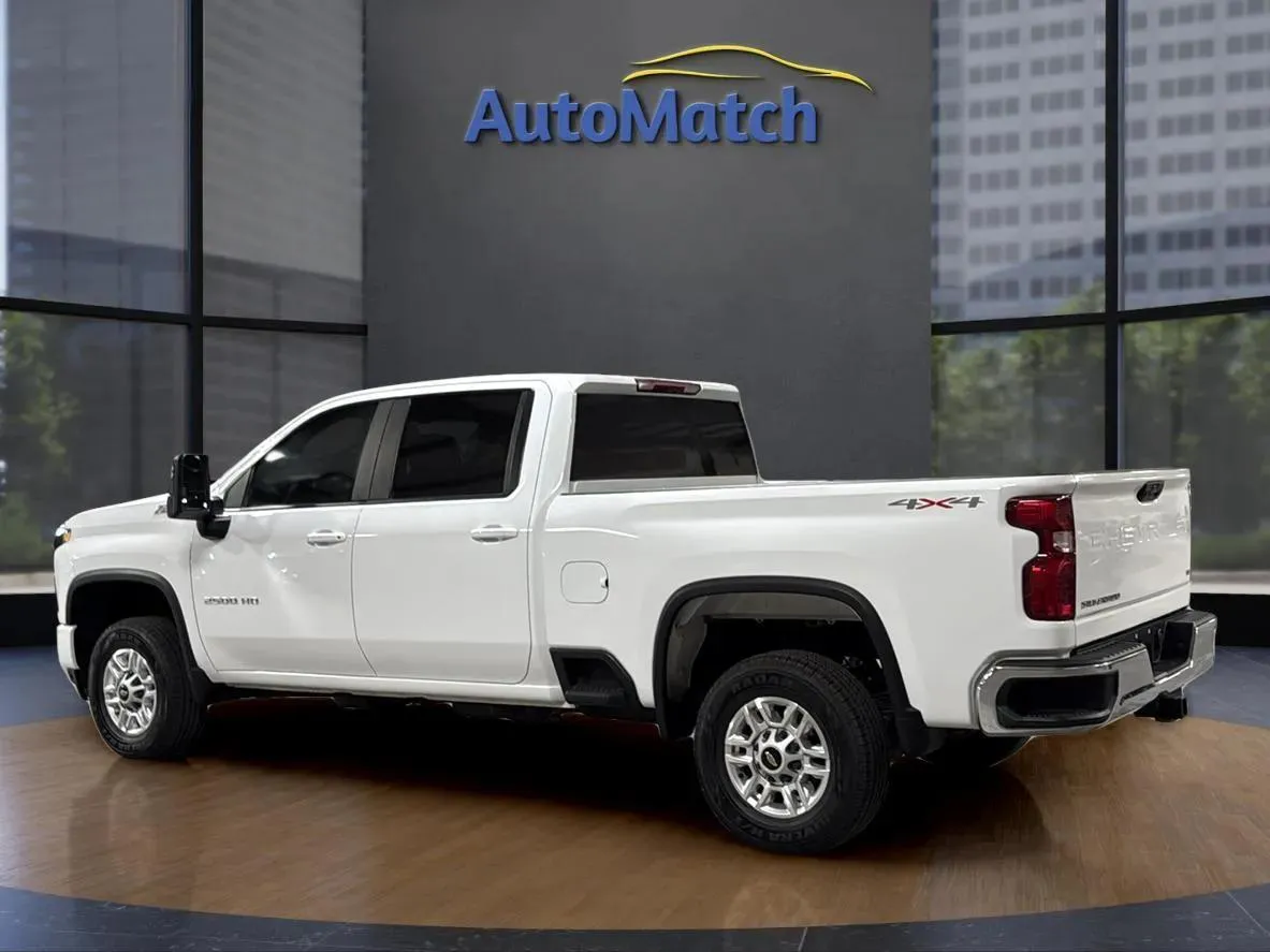 2023 Chevrolet Silverado 2500HD LT - Photo 8