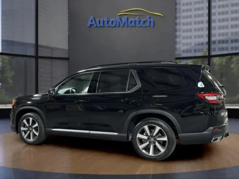 More photos of 2024 Honda Pilot Touring at AutoMatch, UT