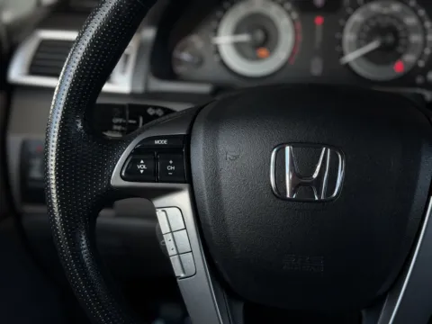 More photos of 2016 Honda Odyssey SE at AutoMatch, UT