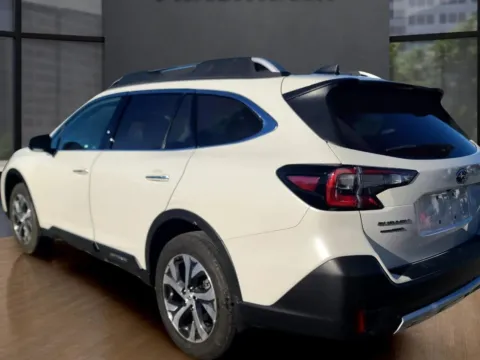 More photos of 2022 Subaru Outback Touring at AutoMatch, UT