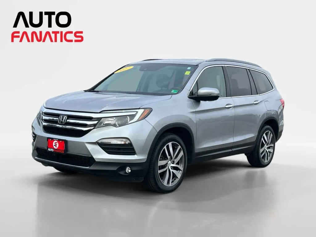 2017 Honda Pilot Touring Sport Utility 4D