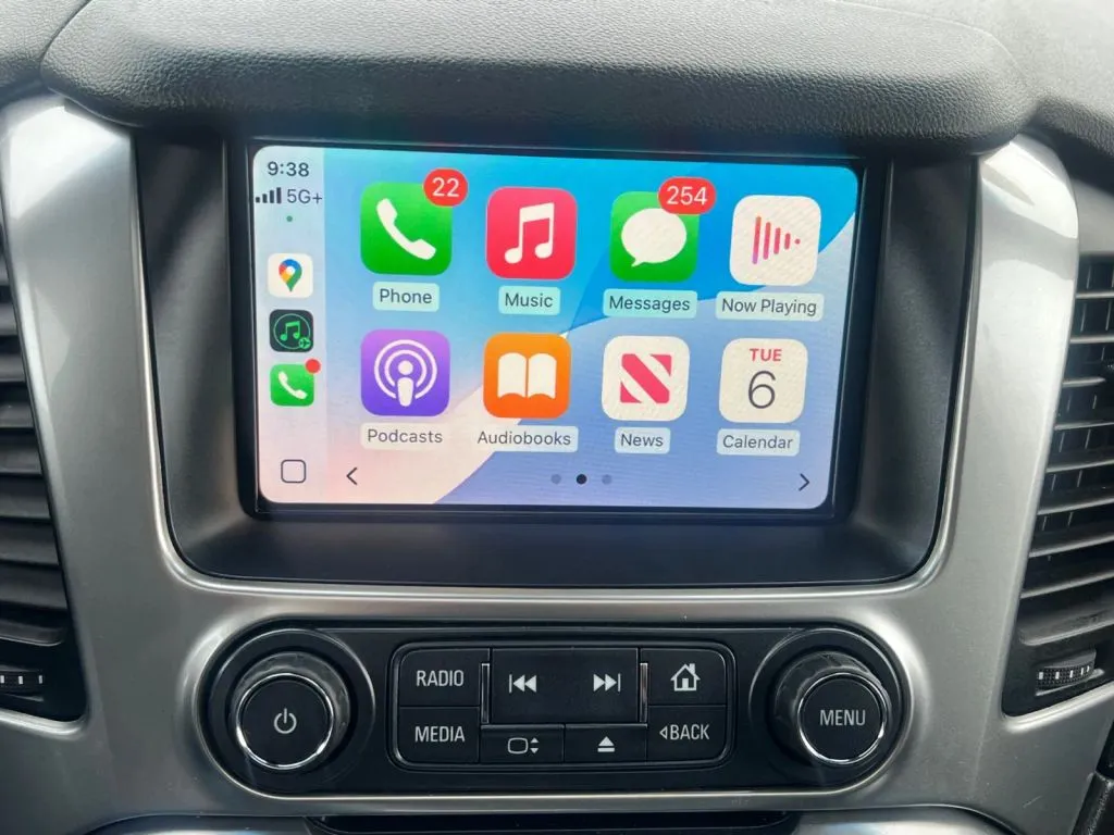 2016 Chevrolet Suburban LTZ - Photo 40