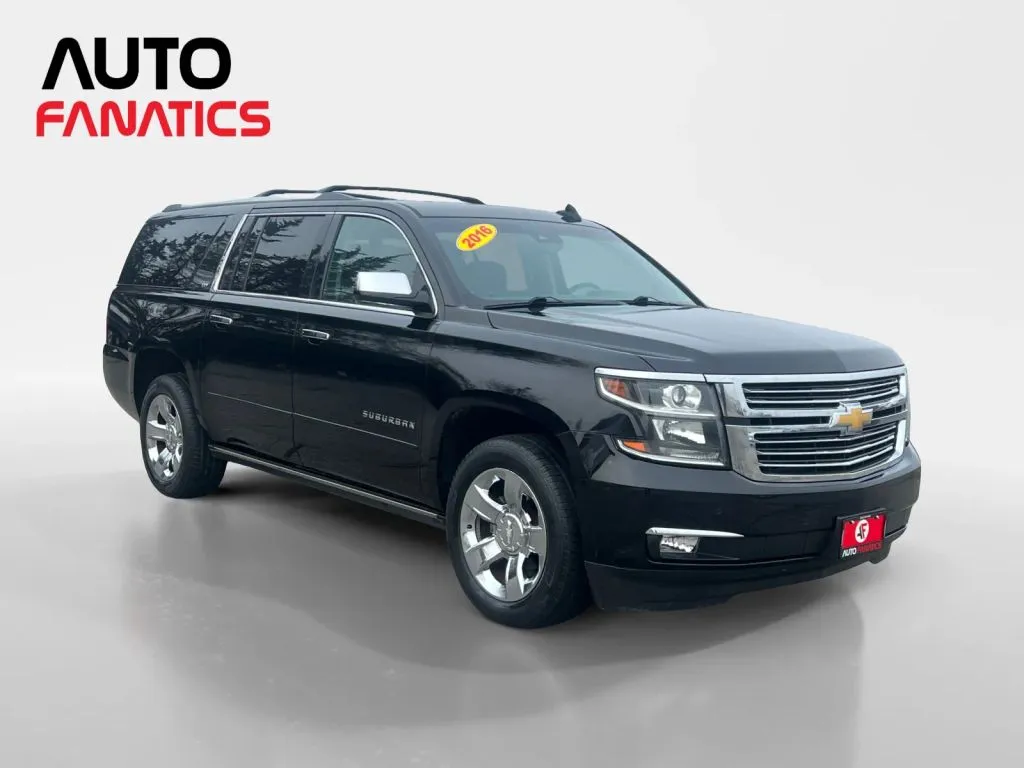 2016 Chevrolet Suburban LTZ - Photo 8