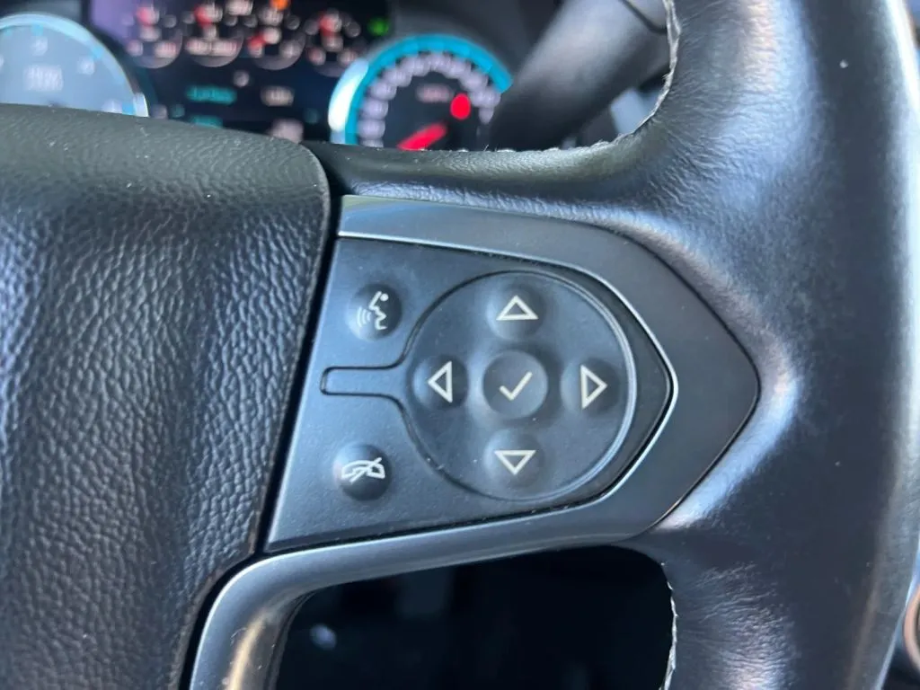 Chevrolet Suburban photo 44