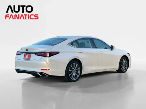 More photos of 2019 Lexus ES 350 Sedan 4D at Auto Fanatics, VA