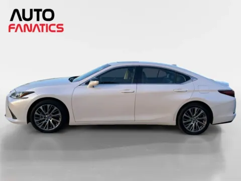 Photos of 2019 Lexus ES 350 Sedan 4D for sale in Fredericksburg, VA at Auto Fanatics