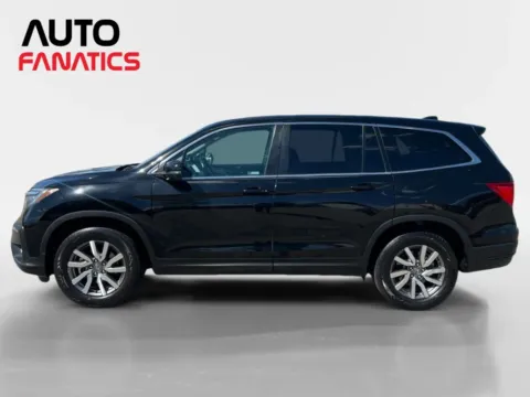 Photos of 2020 Honda Pilot EX-L w/Navi & RES Sport Utility 4D for sale in Fredericksburg, VA at Auto Fanatics