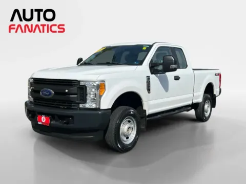 White 2017 Ford F250 Super Duty Super Cab XL Pickup 4D 6 3/4 ft for sale in Fredericksburg, VA