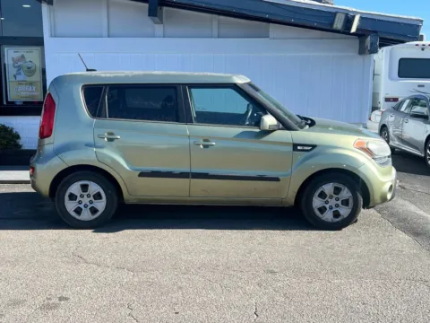 Blue 2013 Kia Soul Wagon 4D for sale in Fredericksburg, VA