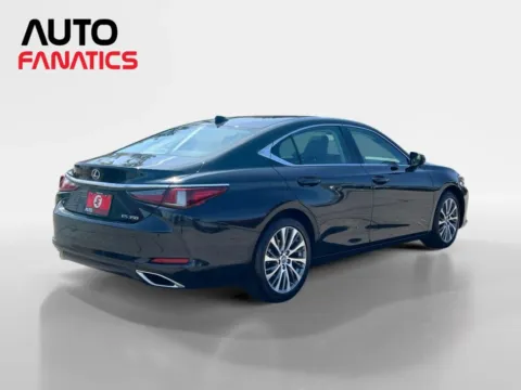 More photos of 2019 Lexus ES 350 Sedan 4D at Auto Fanatics, VA
