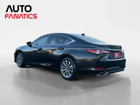 Another view of 2022 Lexus ES 350 Sedan 4D for sale in Fredericksburg, VA at Auto Fanatics