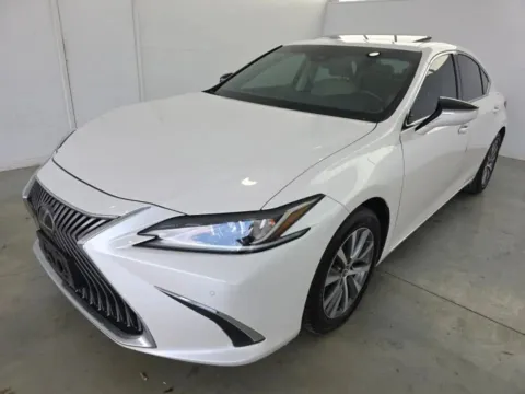 More photos of 2019 Lexus ES 350 Sedan 4D at Auto Fanatics, VA