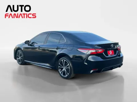 Another view of 2018 Toyota Camry SE Sedan 4D for sale in Fredericksburg, VA at Auto Fanatics