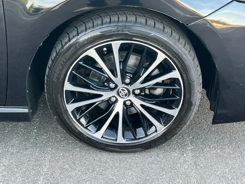 Toyota Camry photo 30