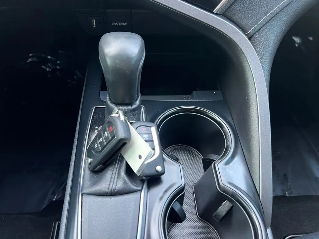 Toyota Camry photo 38