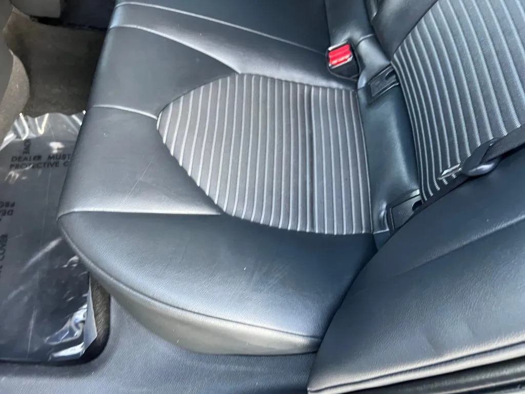 Toyota Camry photo 22