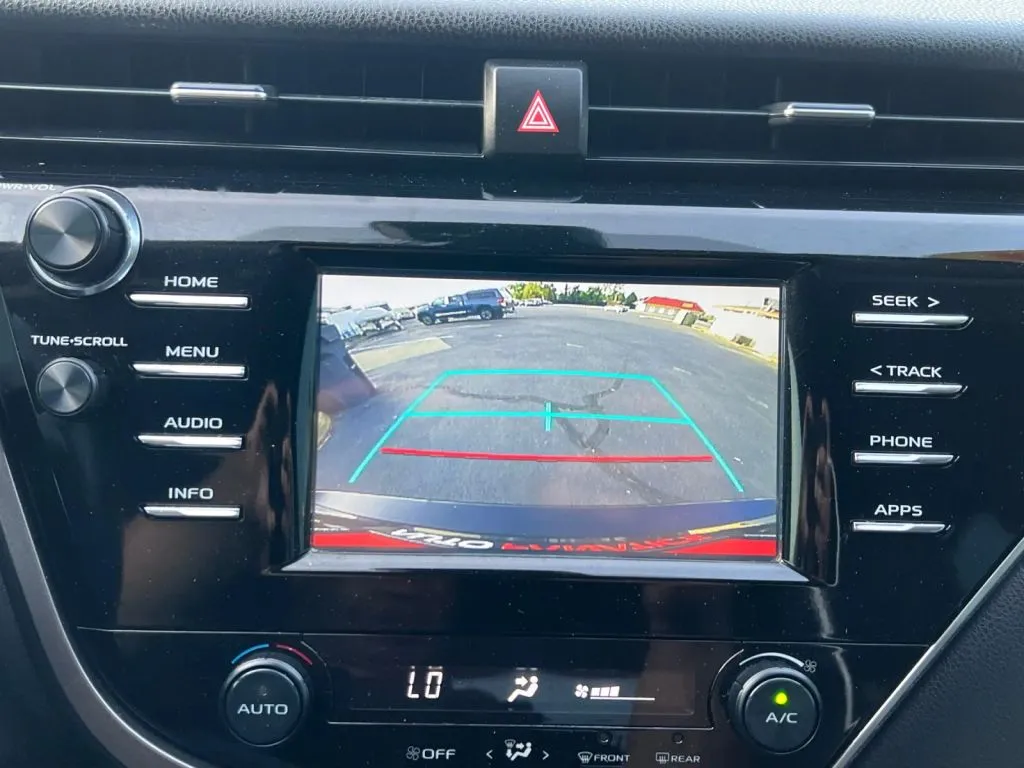 Toyota Camry photo 36