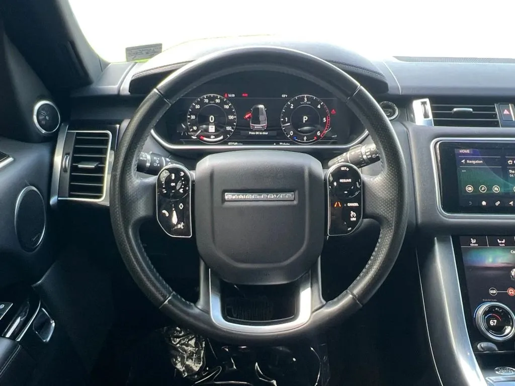 Land Rover Range Rover Sport photo 13